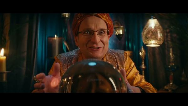 Orange. Dir. Adrian Chudek